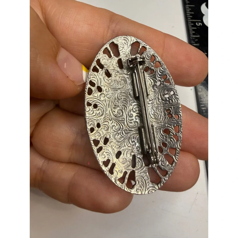 Mother of Pearl Marcasite Filigree Oval Brooch Silver Tone Pin